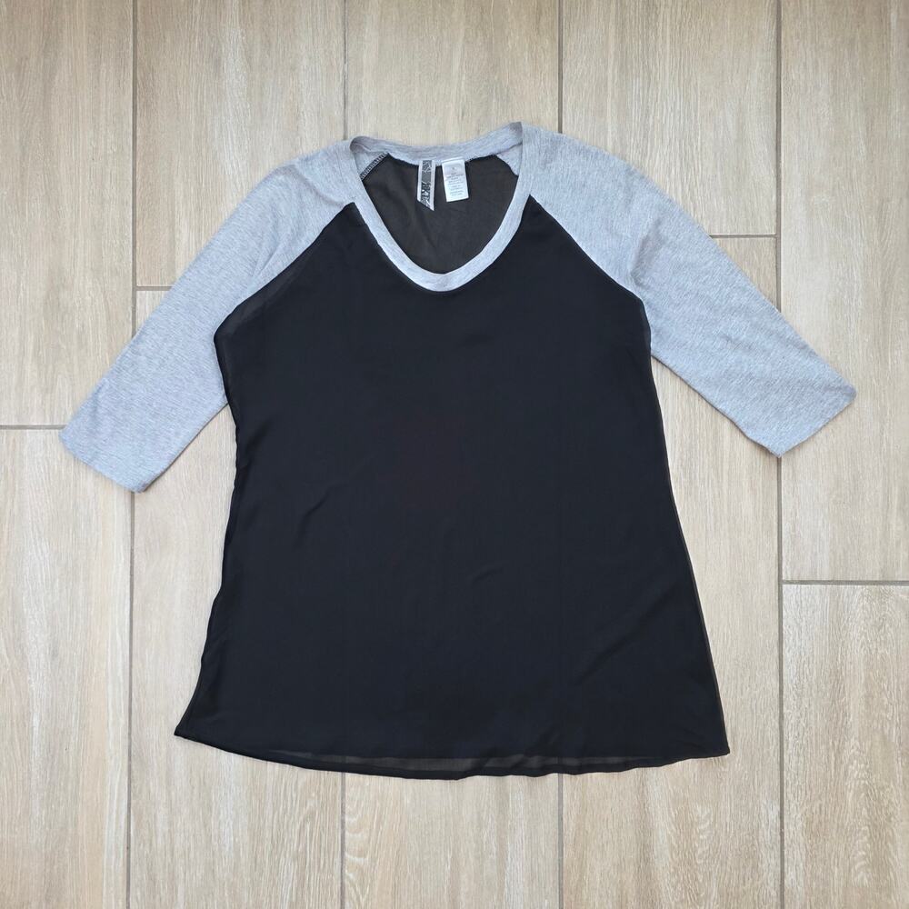 Vintage Y2K BKE Sheer Mesh Raglan Top Women Small Black Gray 3/4 Sleeve Tee